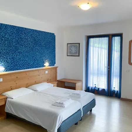 Agritur Al Vigneto ベッド・アンド・ブレックファスト トレント