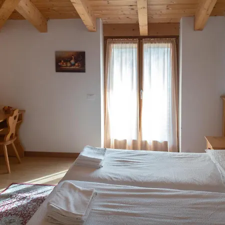 Bed & Breakfast Agritur Al Vigneto 3*
